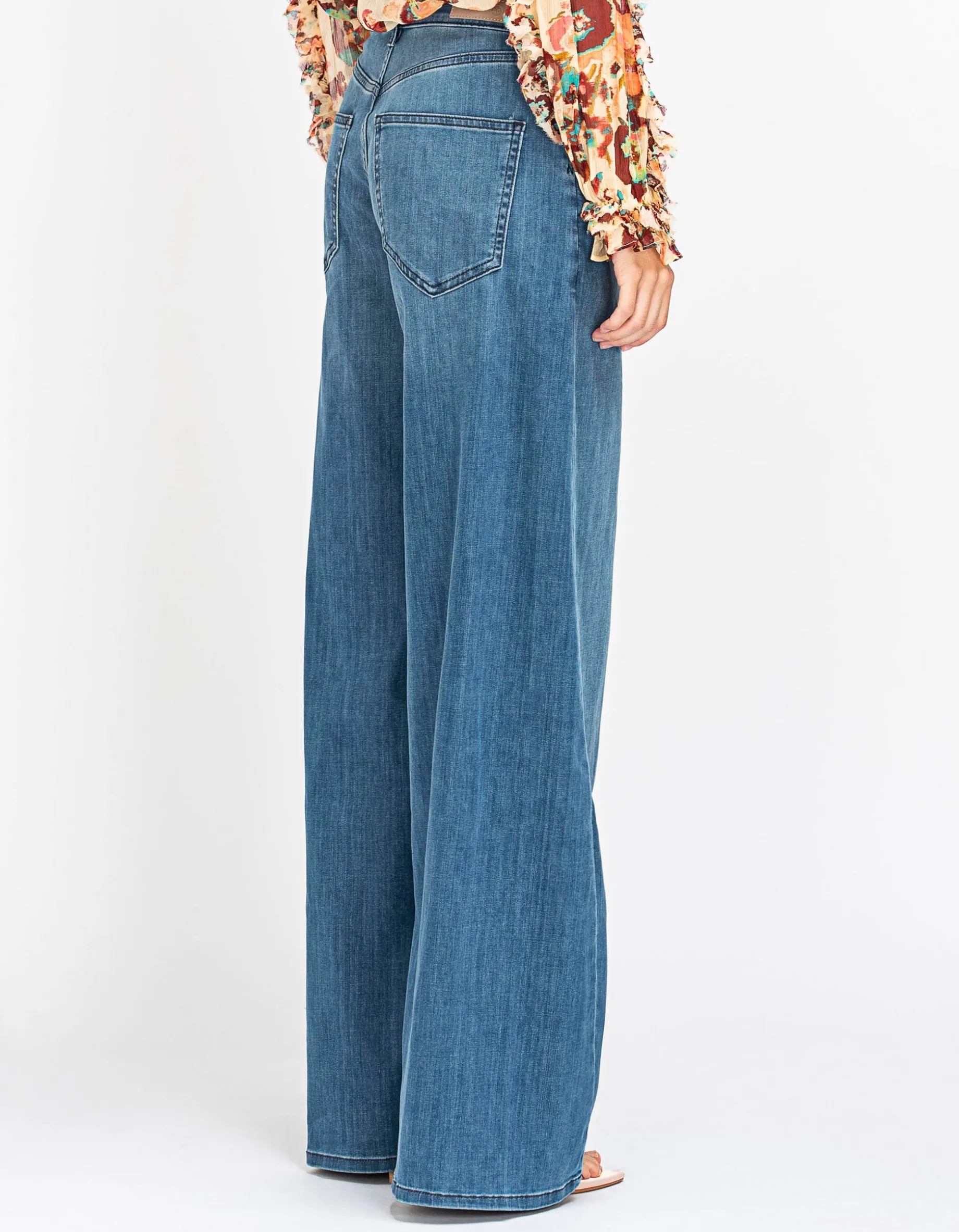 Wide Leg Jeans
