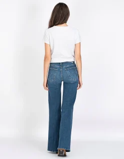 Wide-Leg High-Rise Jeans