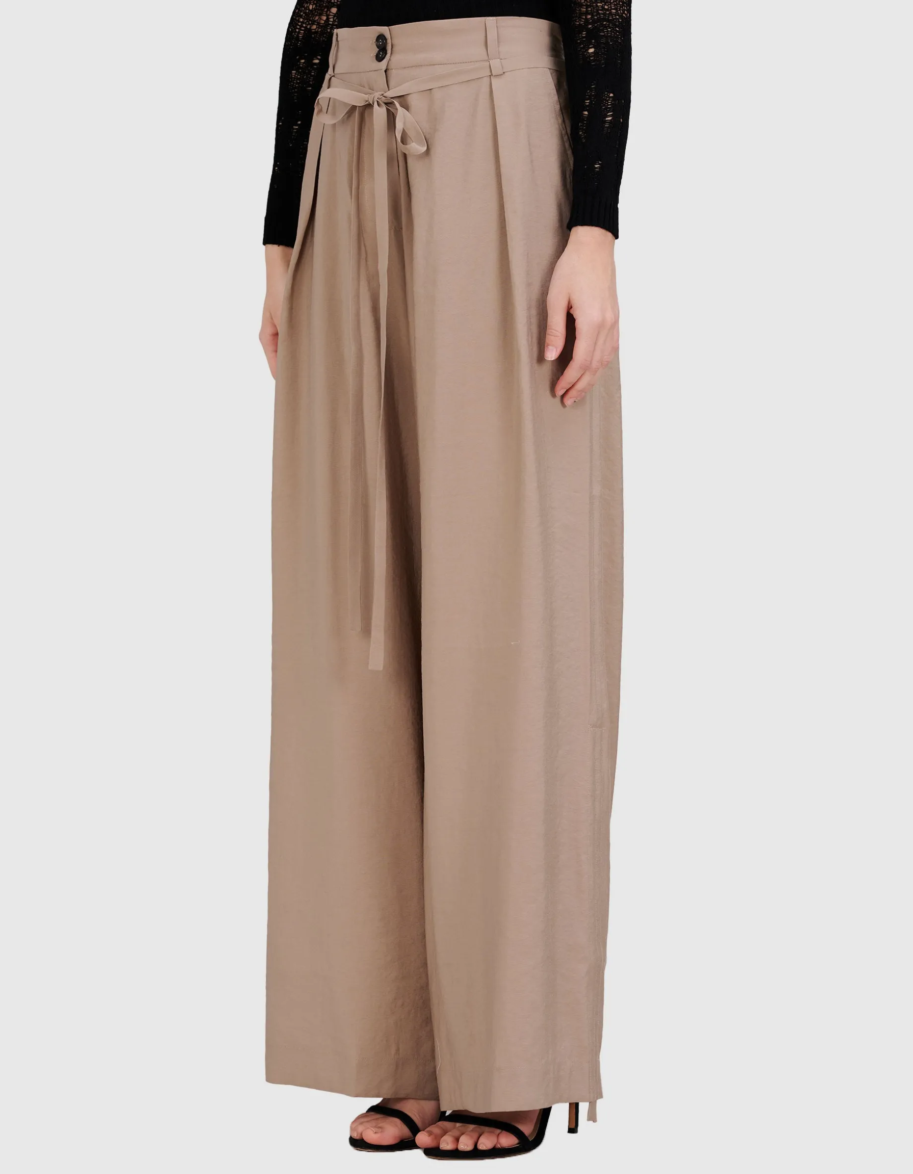 Wide-Leg Hose mit Bindegürtel