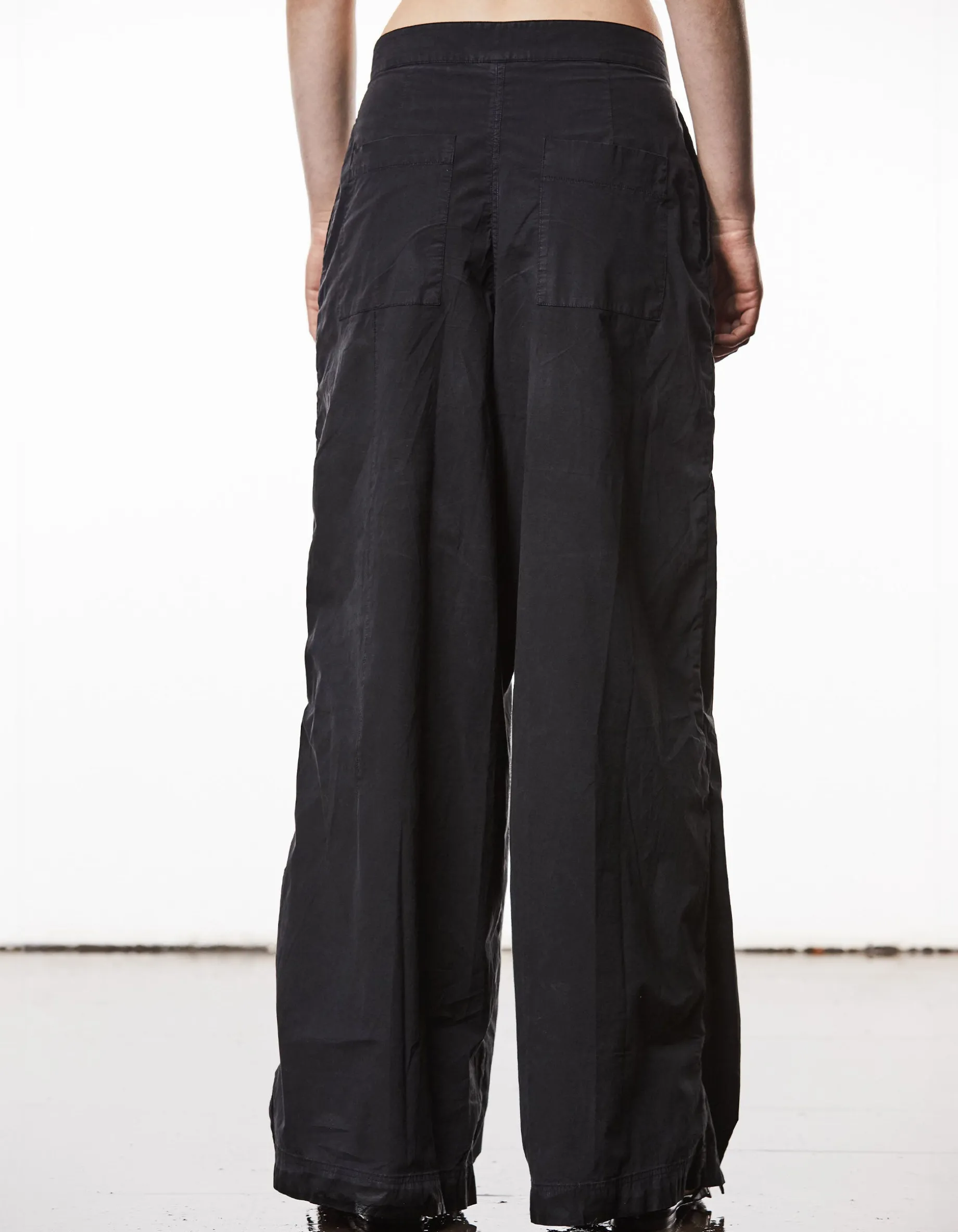 Wide-Leg Hose mit Eingrifftaschen
