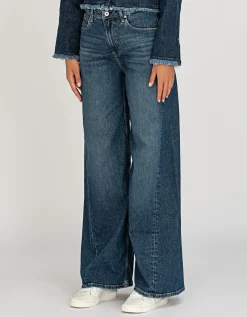 Wide-Leg Jeans