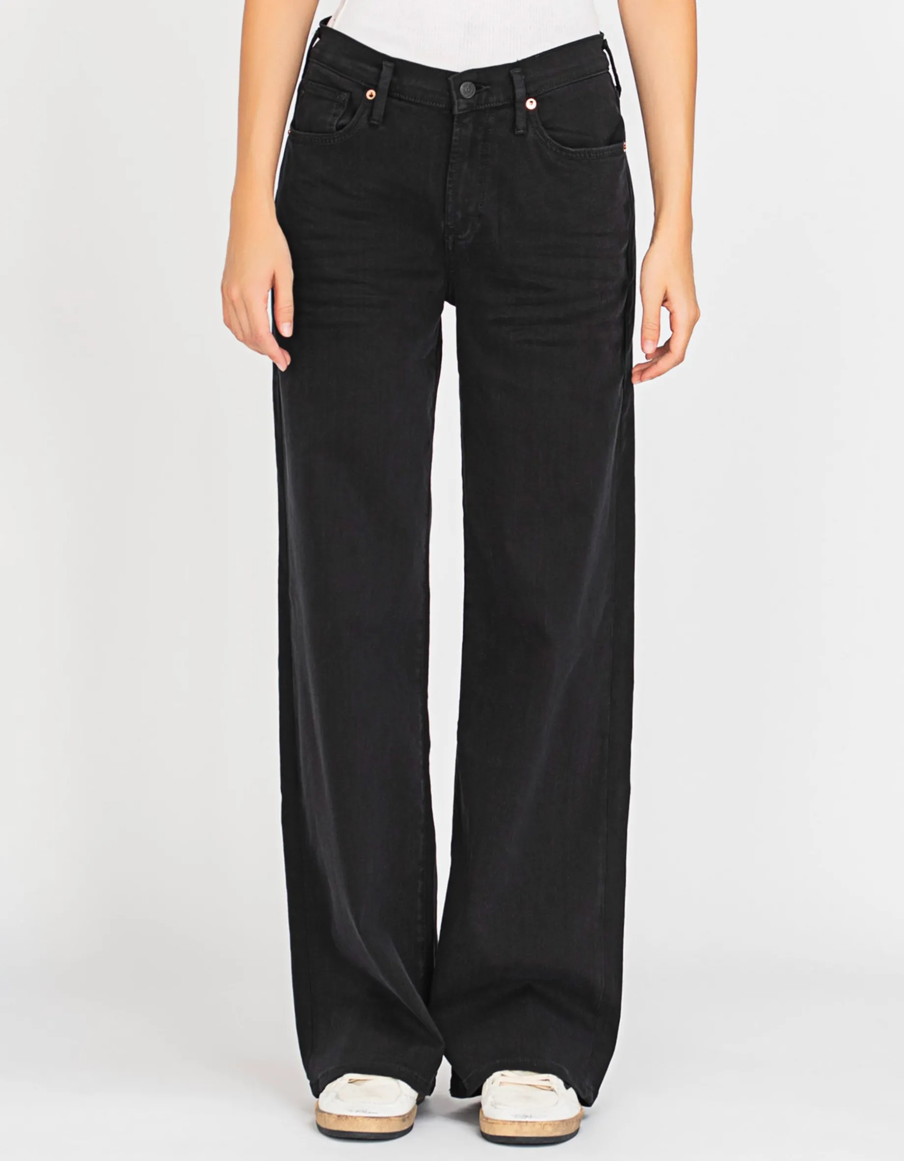 Wide-Leg Jeans