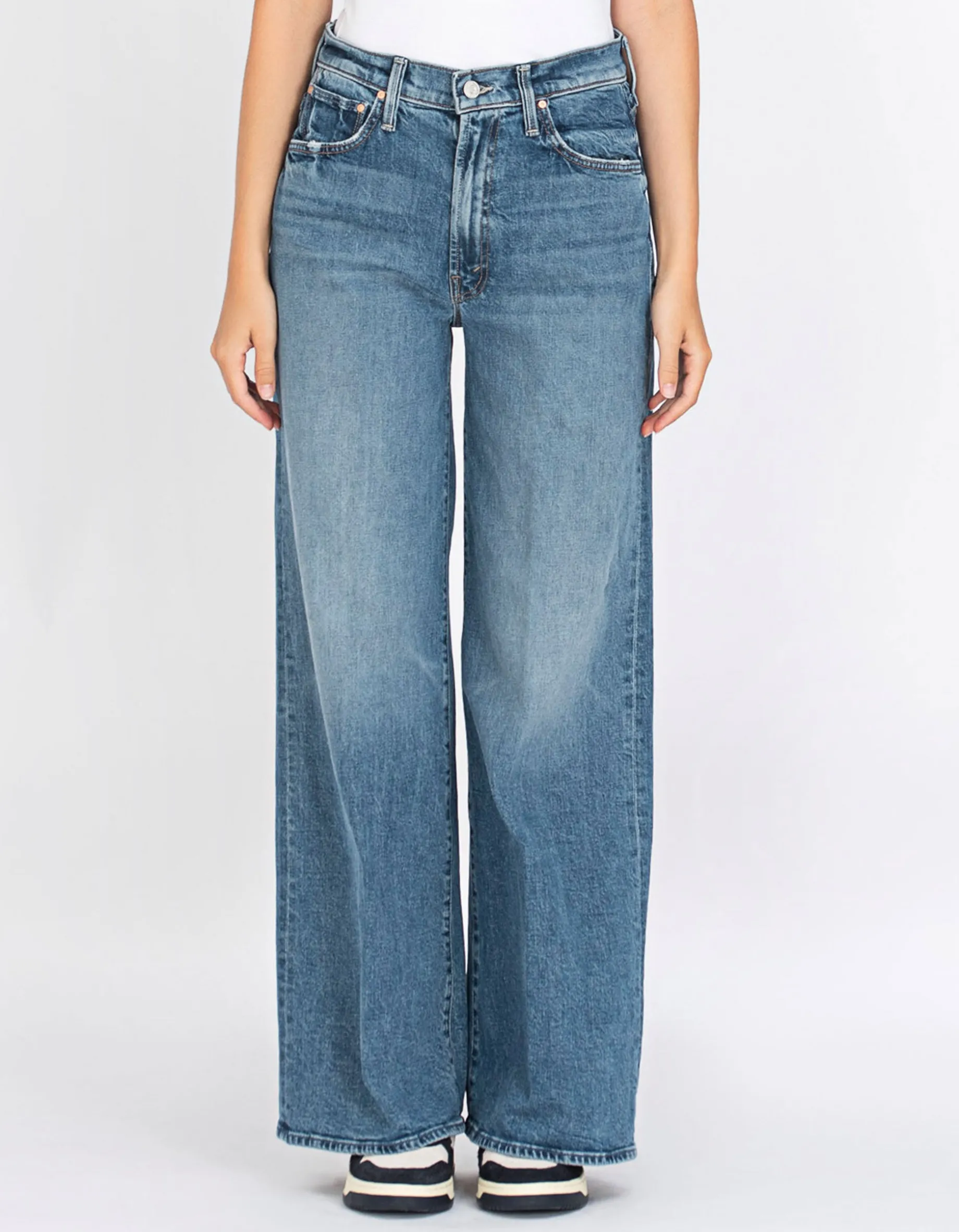 Wide-Leg Jeans