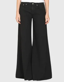 Wide-Leg Jeans