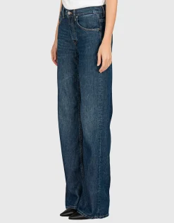 Wide-Leg Jeans