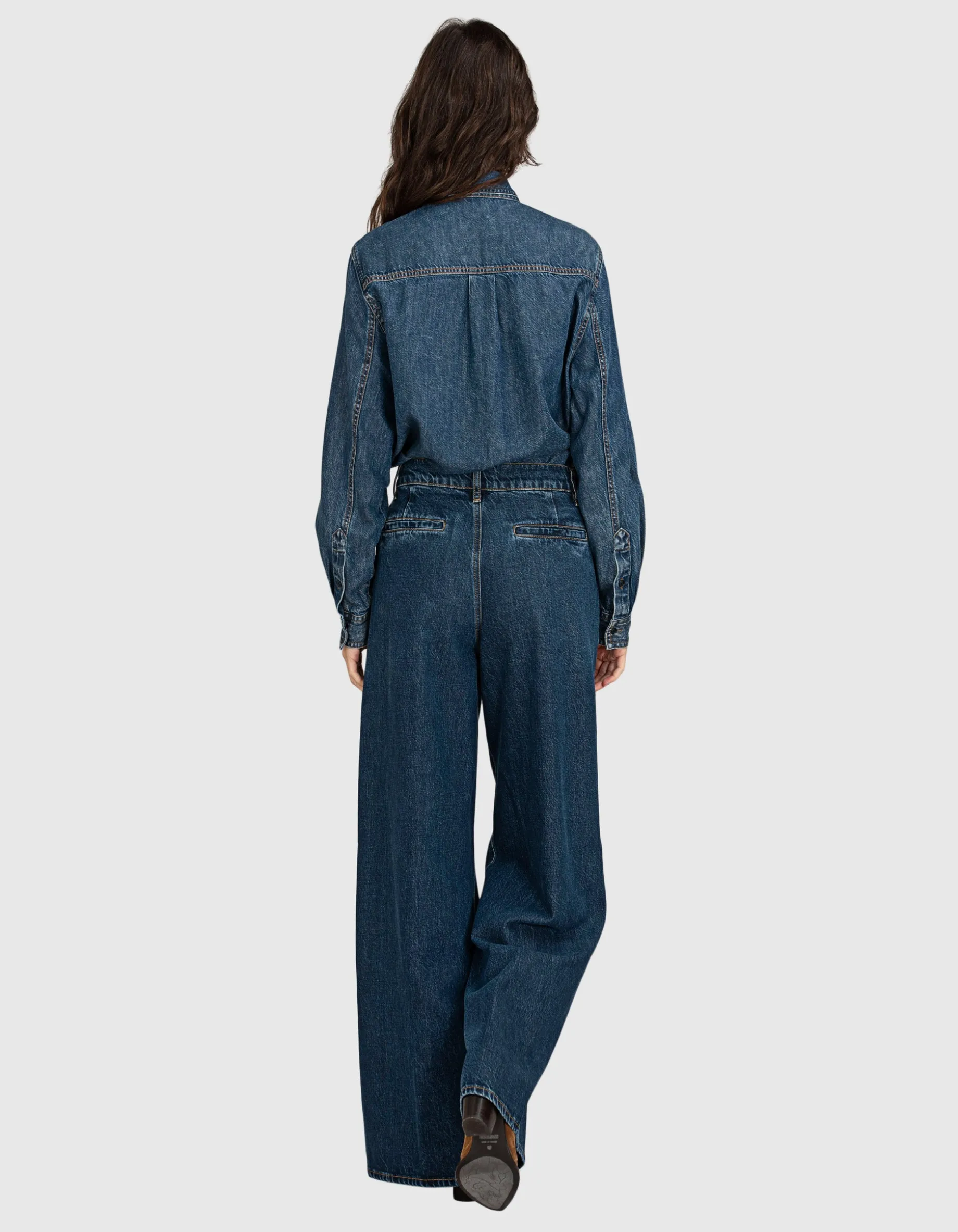 Wide-Leg Jeans