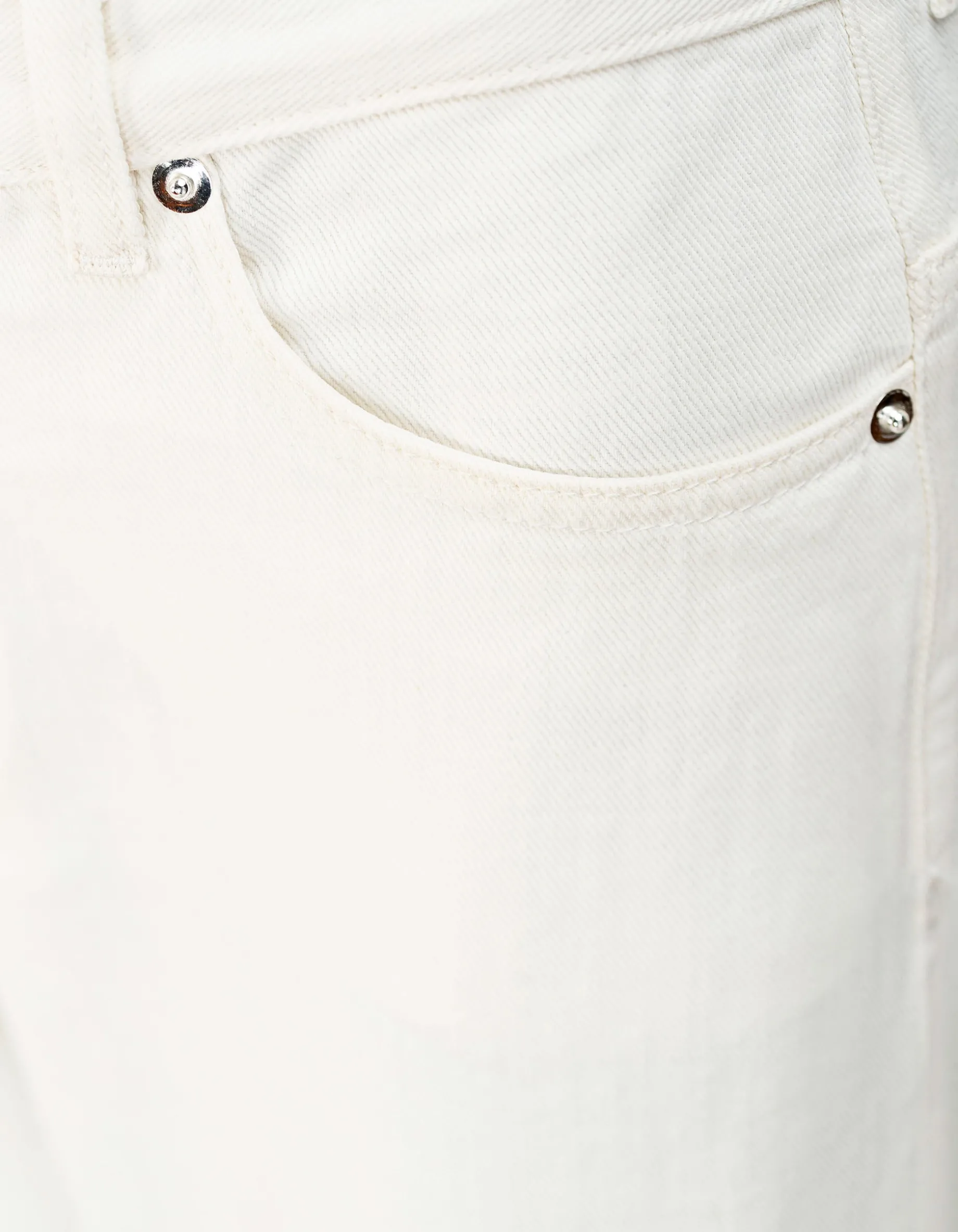 Wide-Leg Jeans