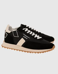 Wildleder-Sneaker mit Mesh-Details